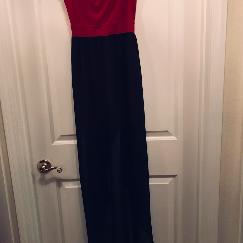 Red strapless with black sheer on bottom half - Picture 4 of 8
